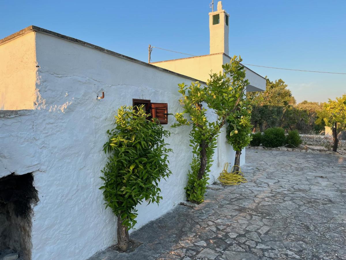 Casa Giuliveto - Charmantes Ferienhaus Mit Privatpool In Olivenhain Ostuni Zewnętrze zdjęcie