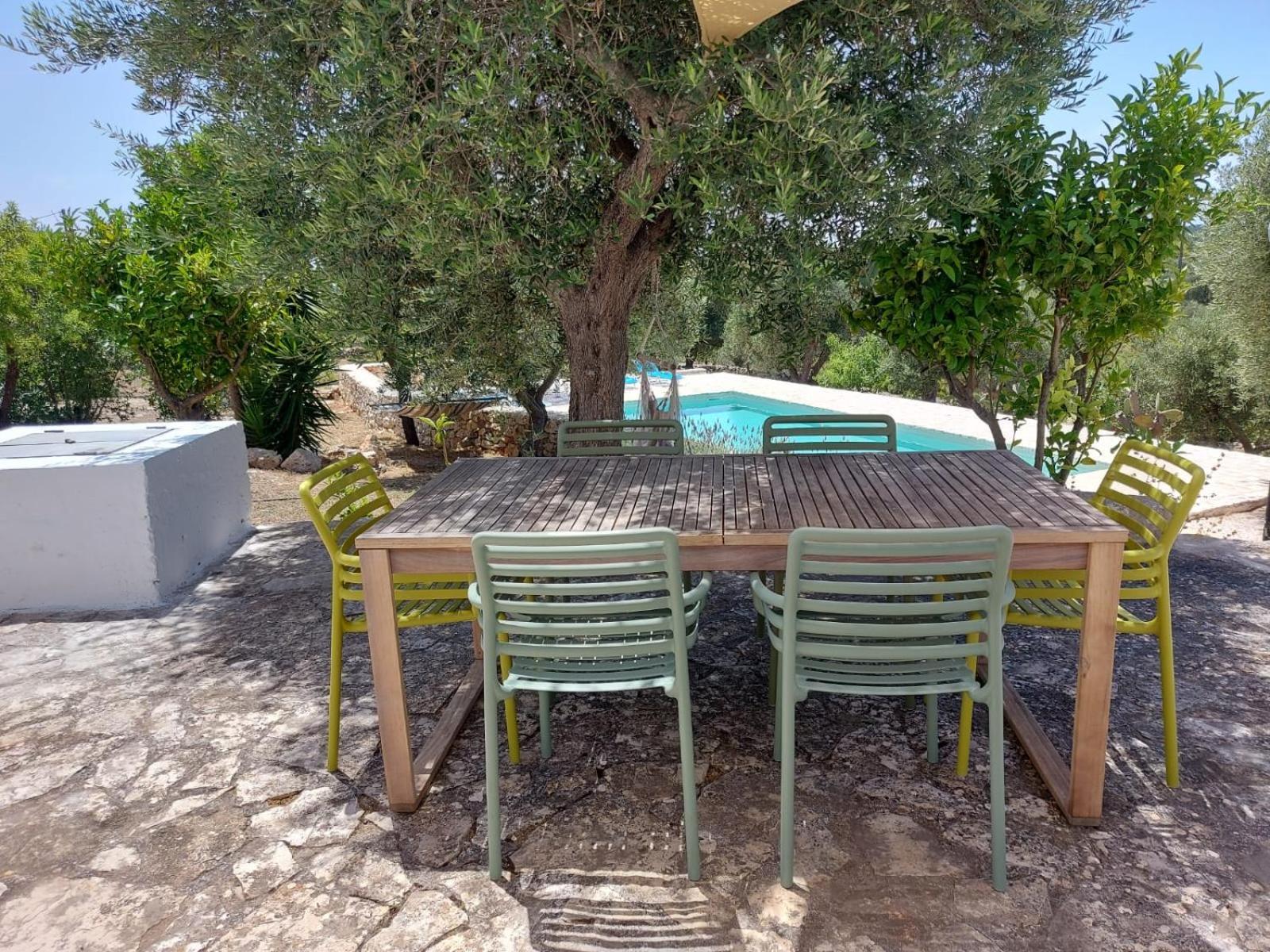 Casa Giuliveto - Charmantes Ferienhaus Mit Privatpool In Olivenhain Ostuni Zewnętrze zdjęcie
