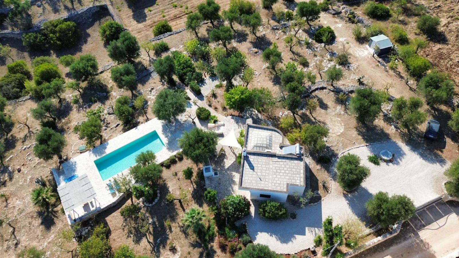 Casa Giuliveto - Charmantes Ferienhaus Mit Privatpool In Olivenhain Ostuni Zewnętrze zdjęcie